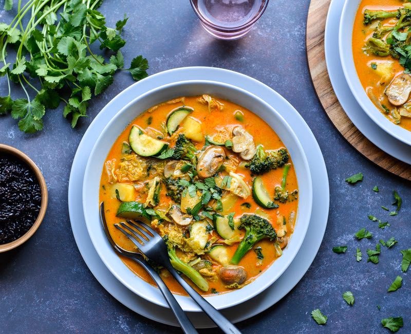 Is addicted to curry a manga?