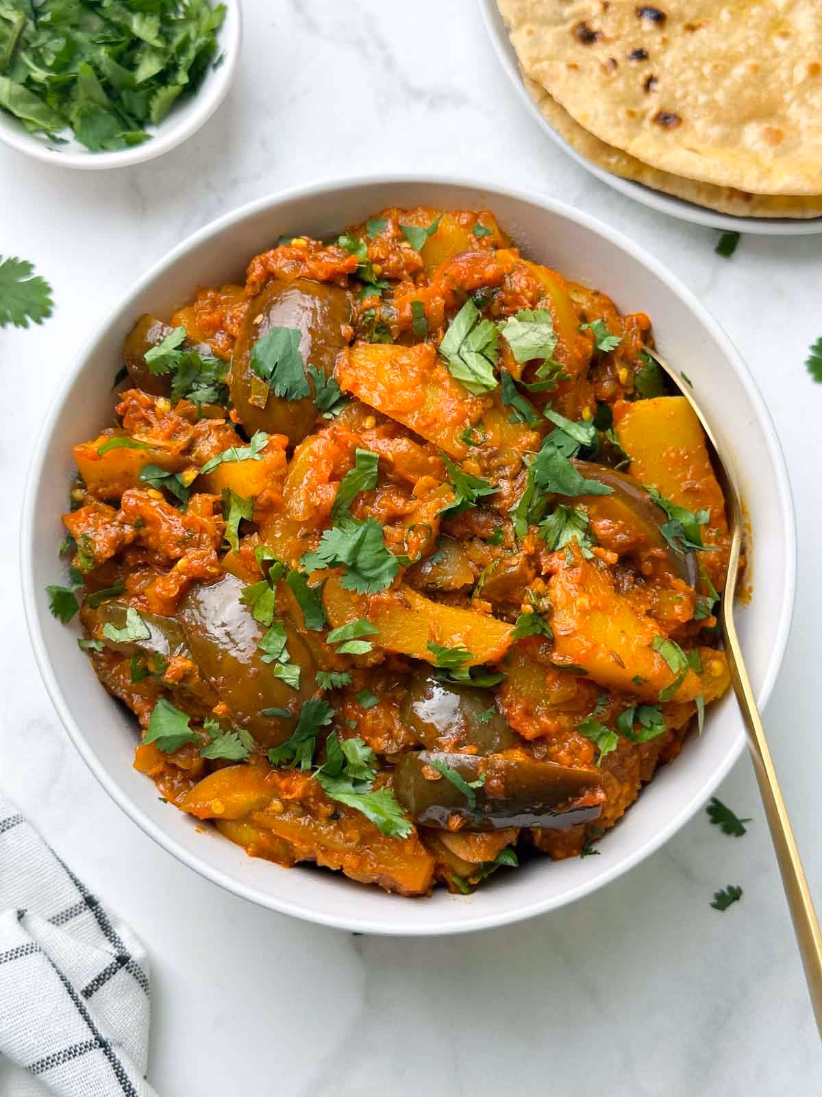 What is aloo baingan (potato eggplant/brinjal)?