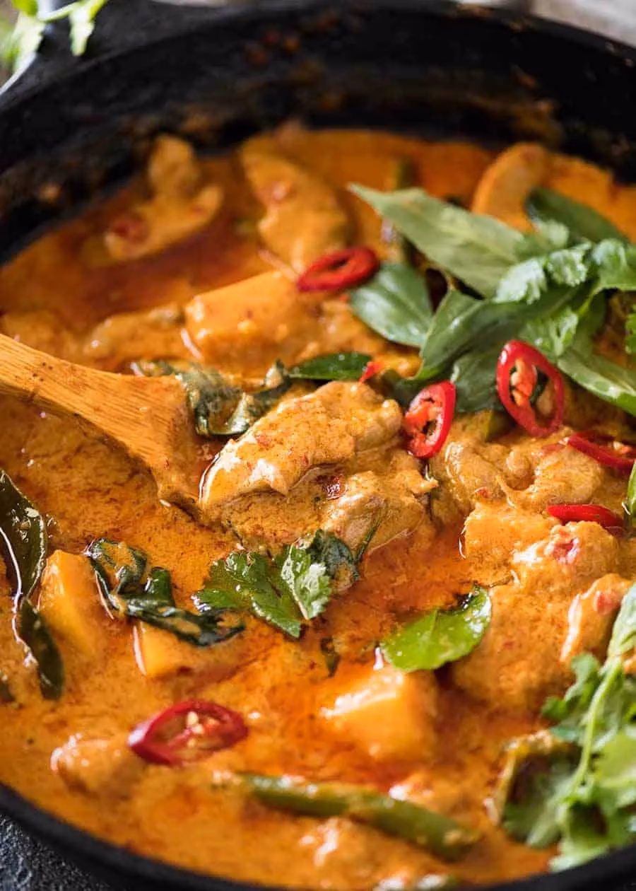 Can you make Thai chicken curry with fish?