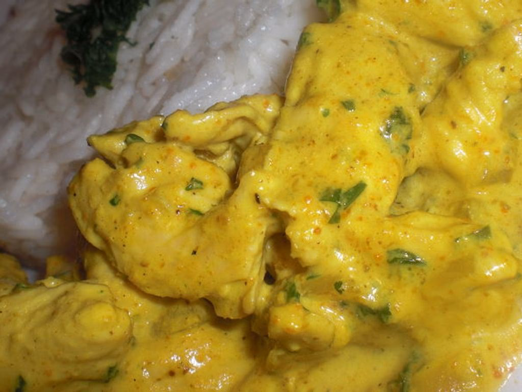 Quel est le secret du poulet sauté au curry indien ?