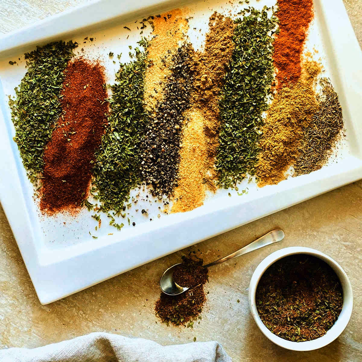 What are the different types of Brazilian spice blends?