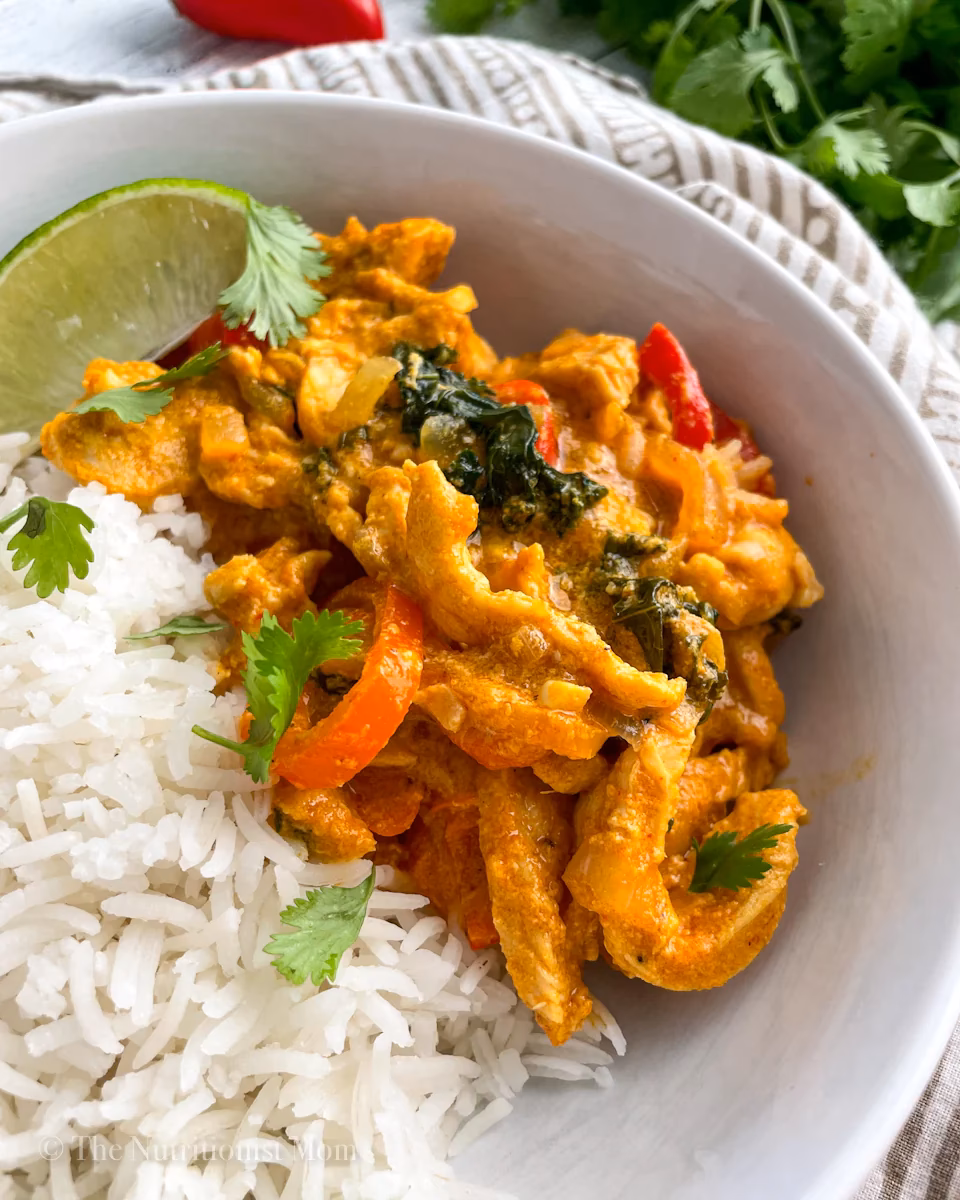How many calories are in homemade curry with rice?