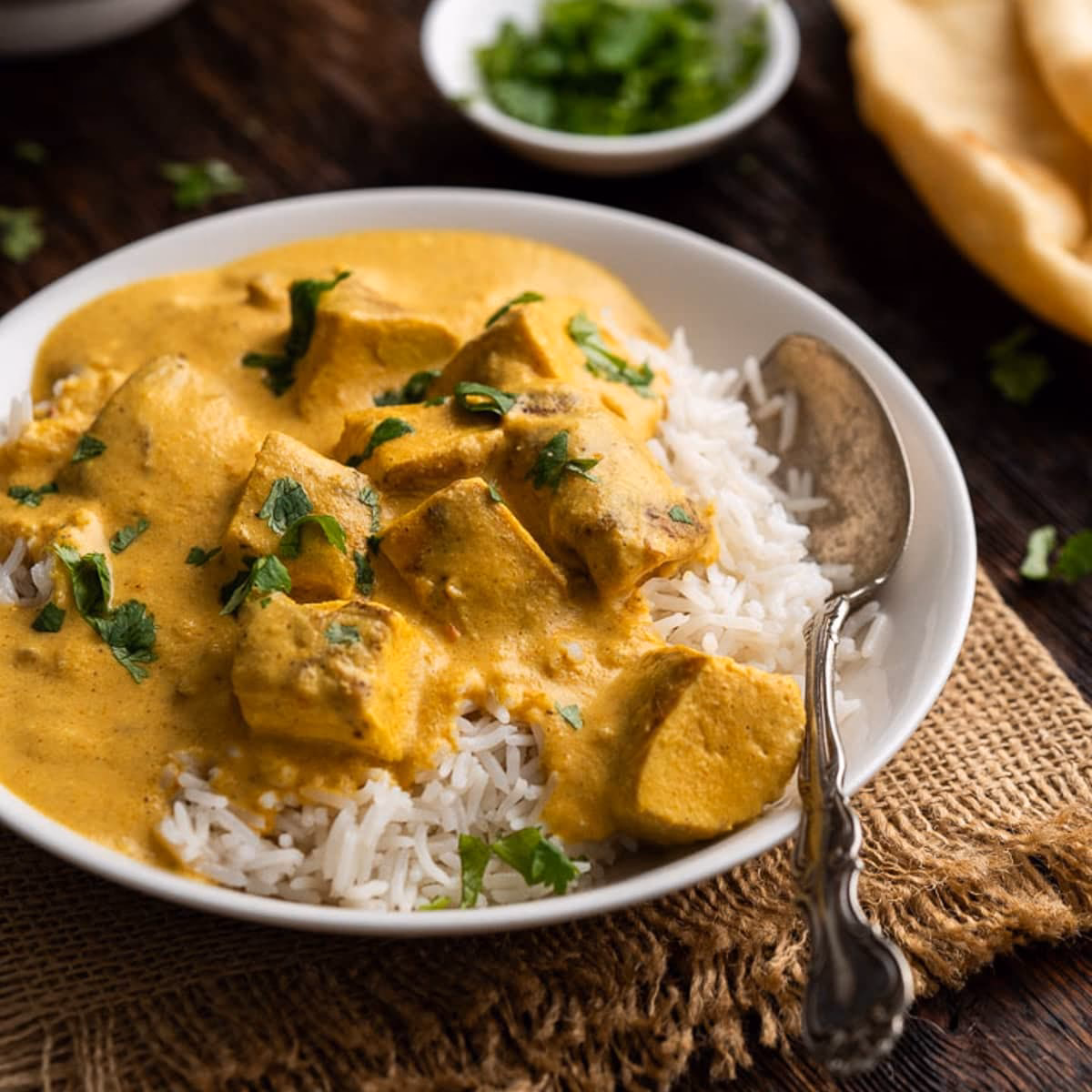 How many calories in chicken cashew Curry?