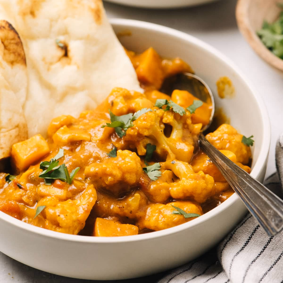 How to make vegan cauliflower Curry?