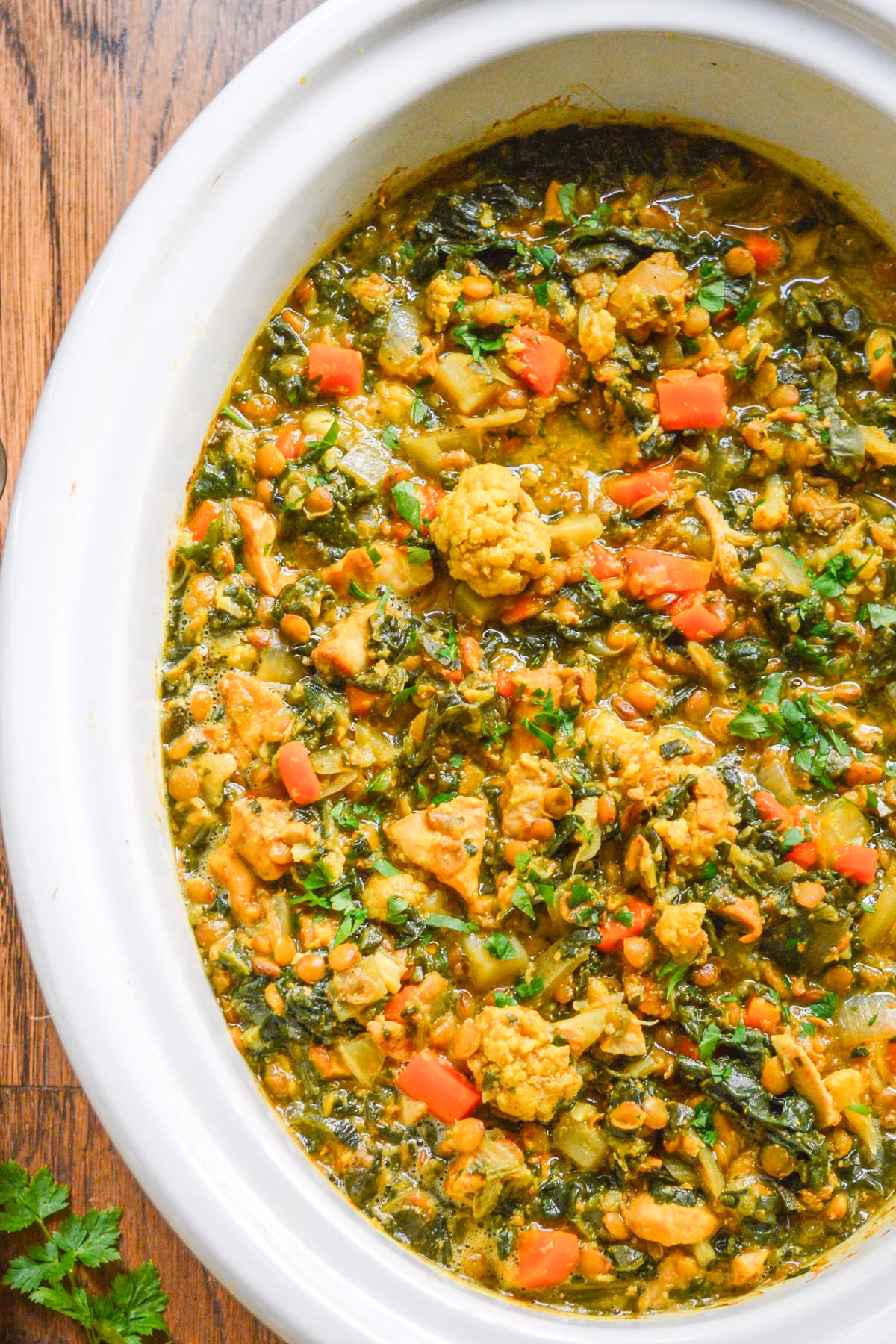 What does chicken & lentil curry taste like?