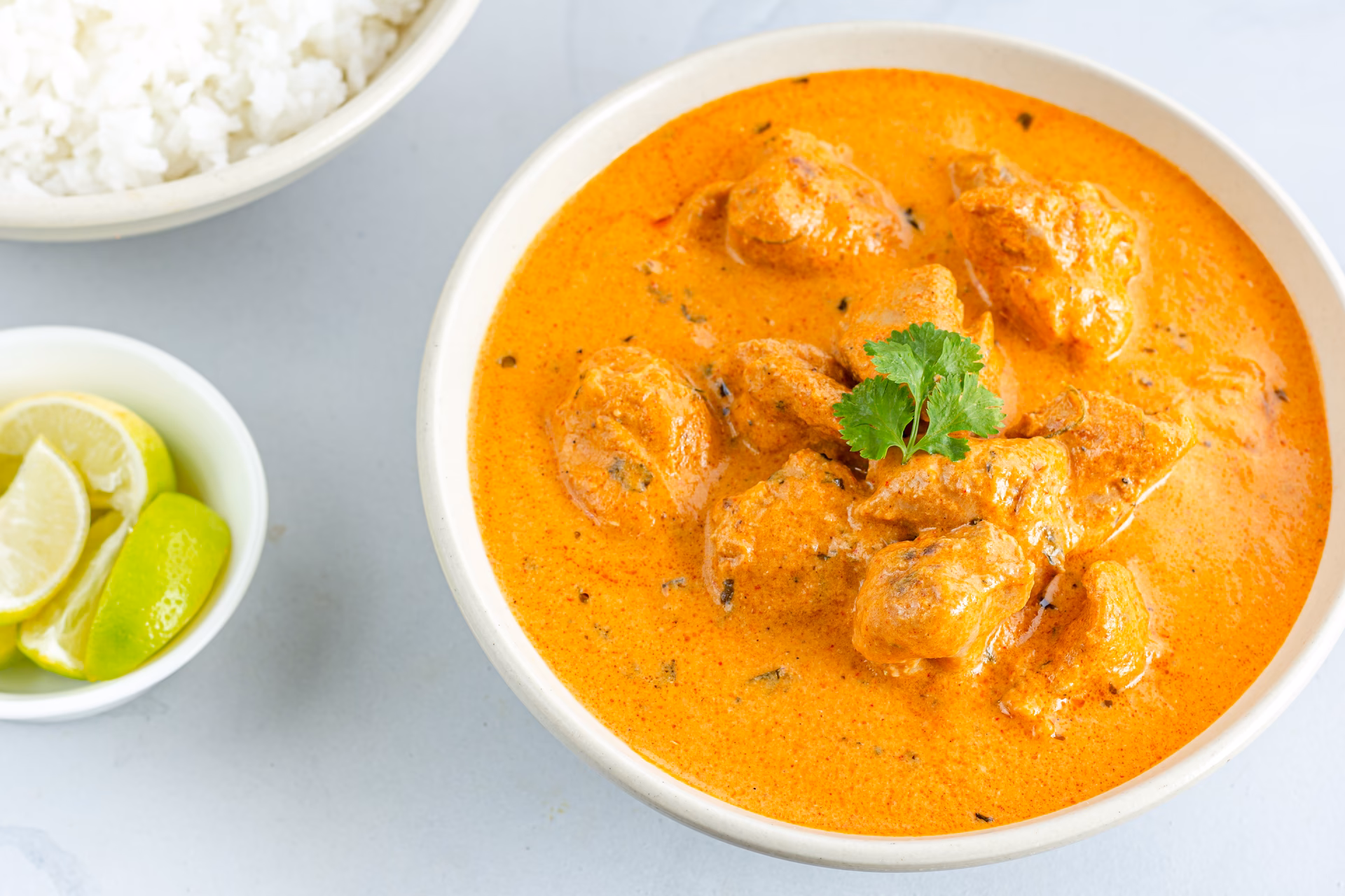 How many calories are in a tablespoon of Curry?