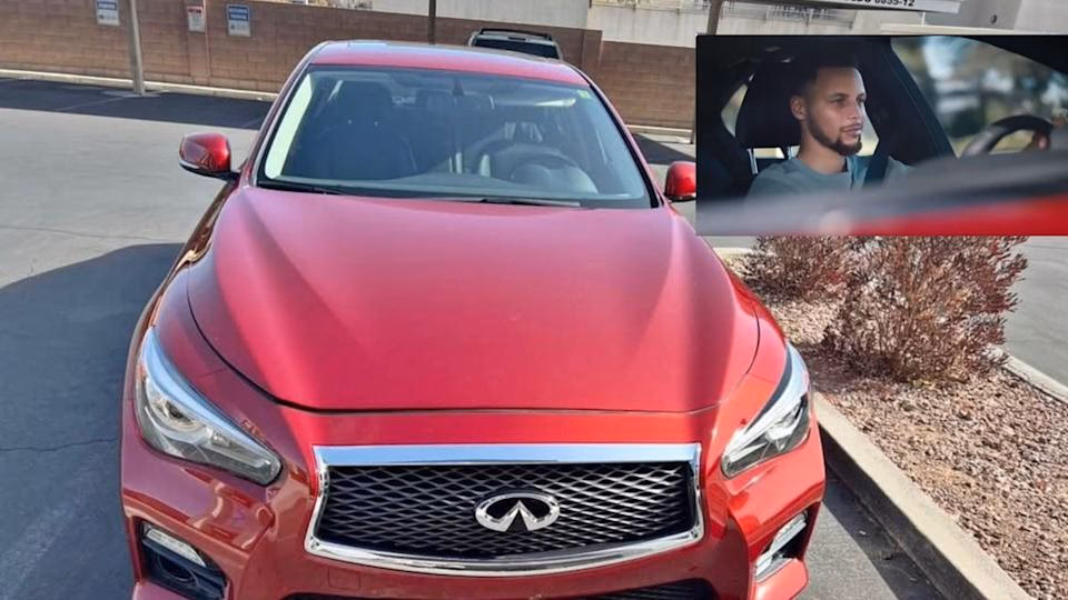 Does Stephen Curry have a Porsche Panamera Turbo S?