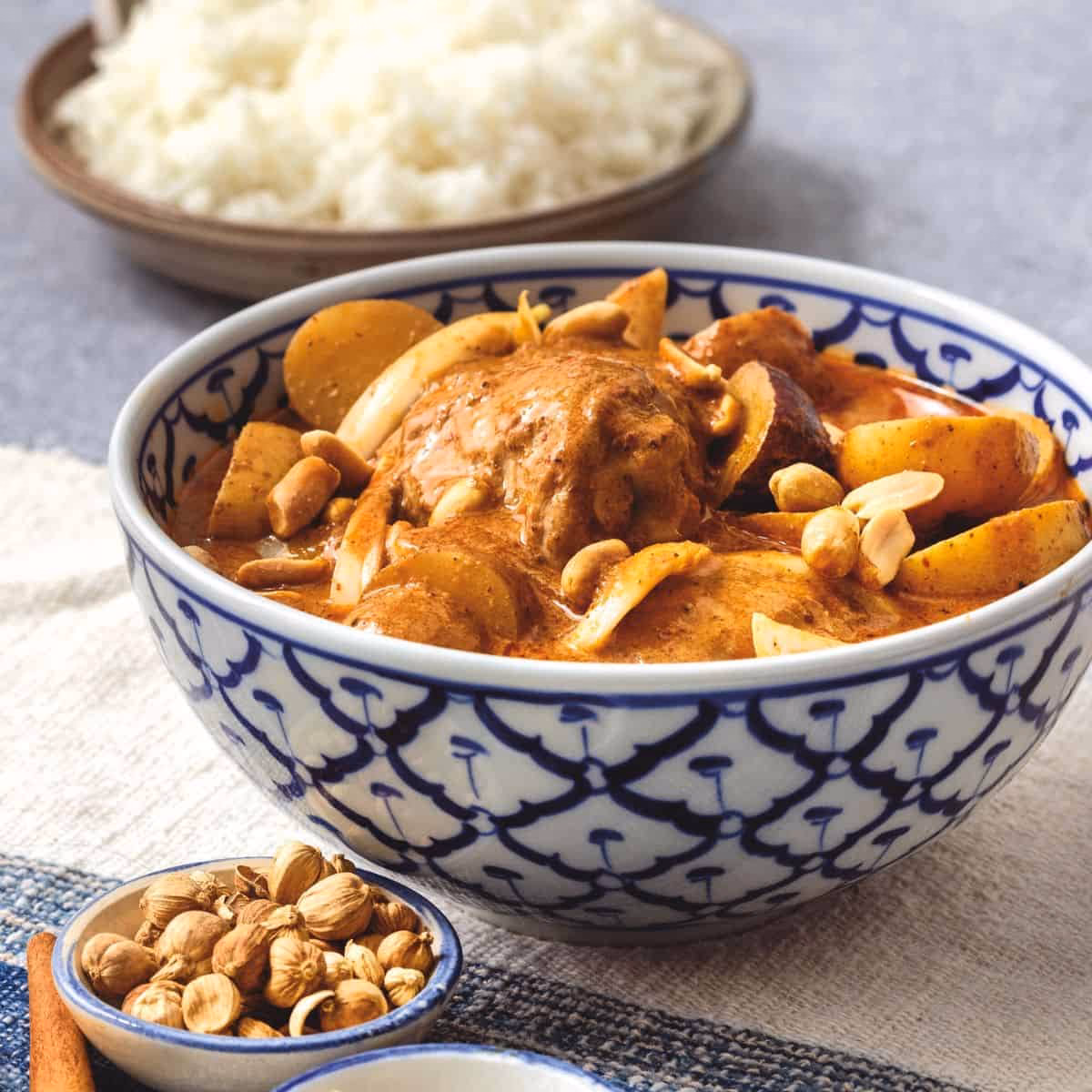 Where is Carrie Cummings from?