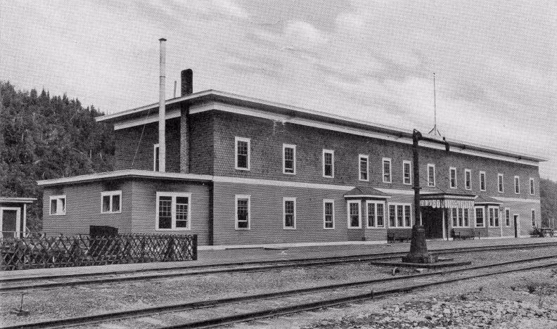 Is Curry Village Yosemite a good place to stay?