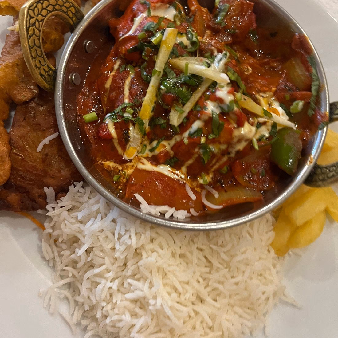 Is curry leaves Gdansk a good place to eat?