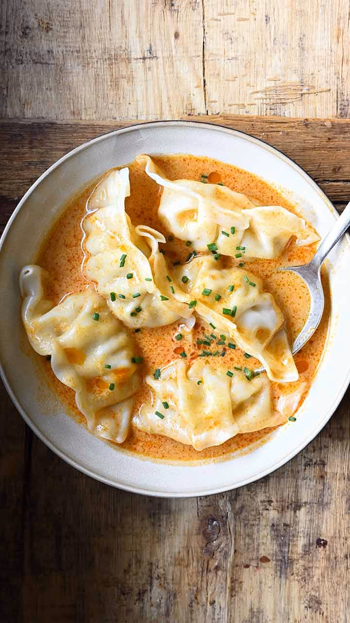 How do you make Mandu?