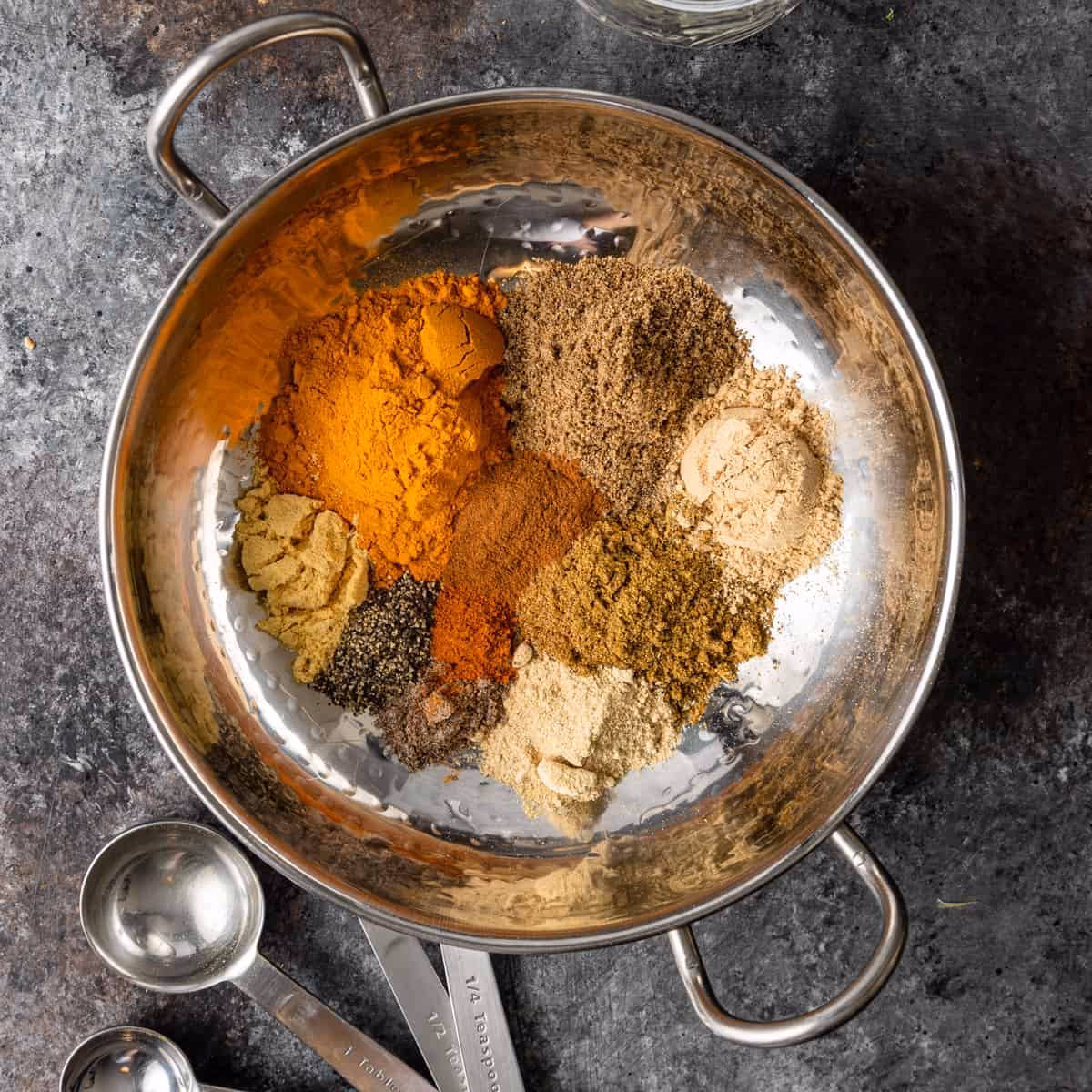How to make Indian curry powder?