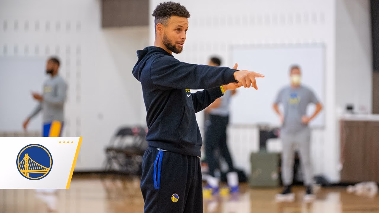 Is Stephen Curry a good basketball player?