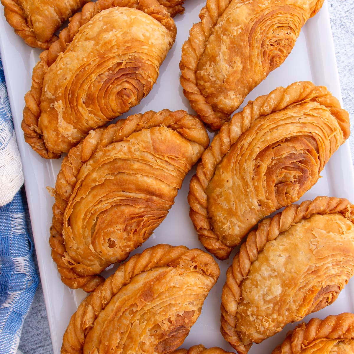 Where to buy curry puffs in Singapore?