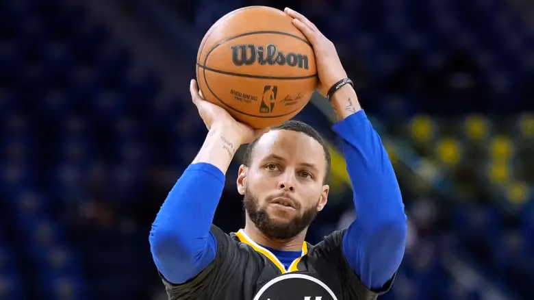 Did Stephen Curry deserve an NBA Finals MVP trophy?