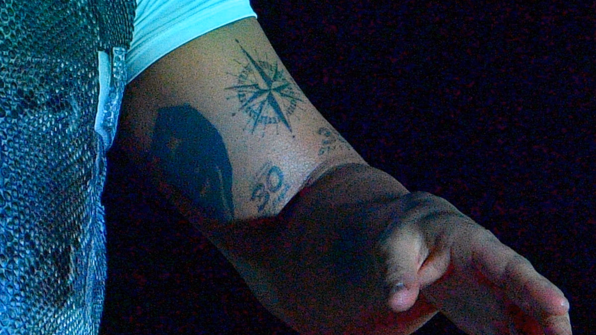 Does Drake have Golden State Warriors tattoos?