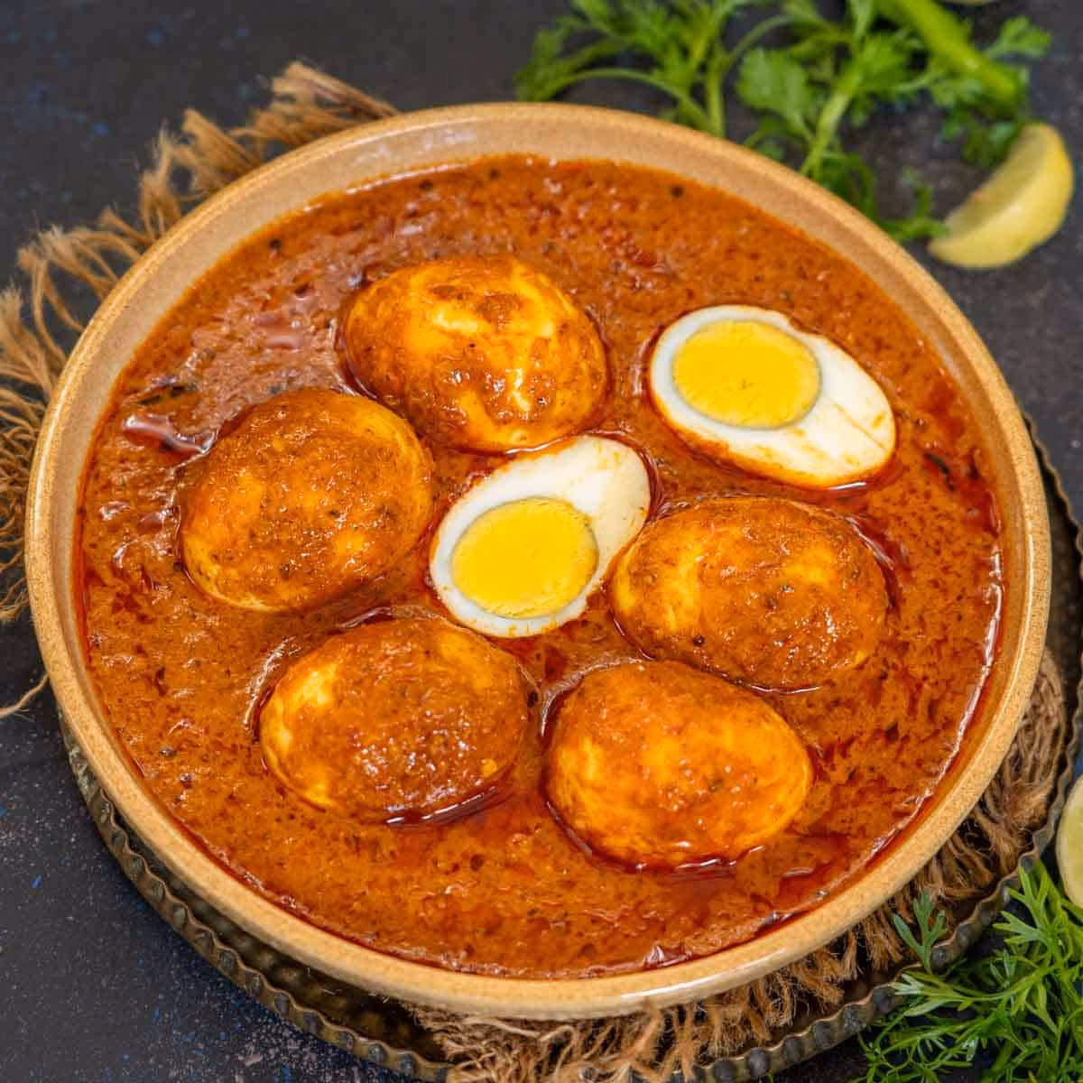 What is egg masala curry?