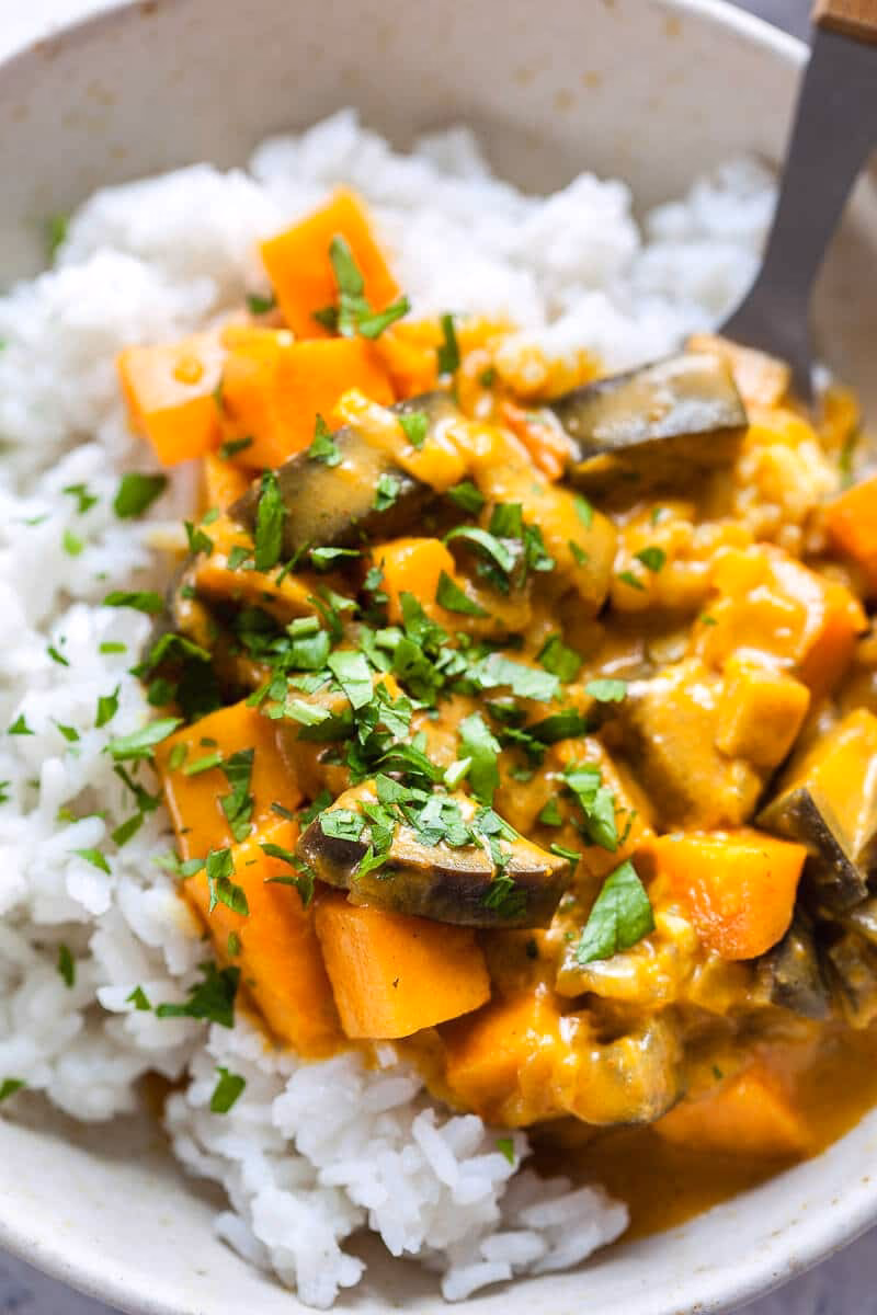 How to prepare Eggplant Curry?