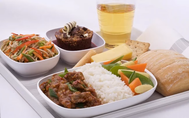 What is Emirates halal on board meal in 2024?