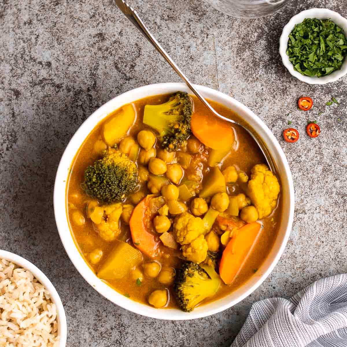 Is Jamaican pinto bean curry vegan?