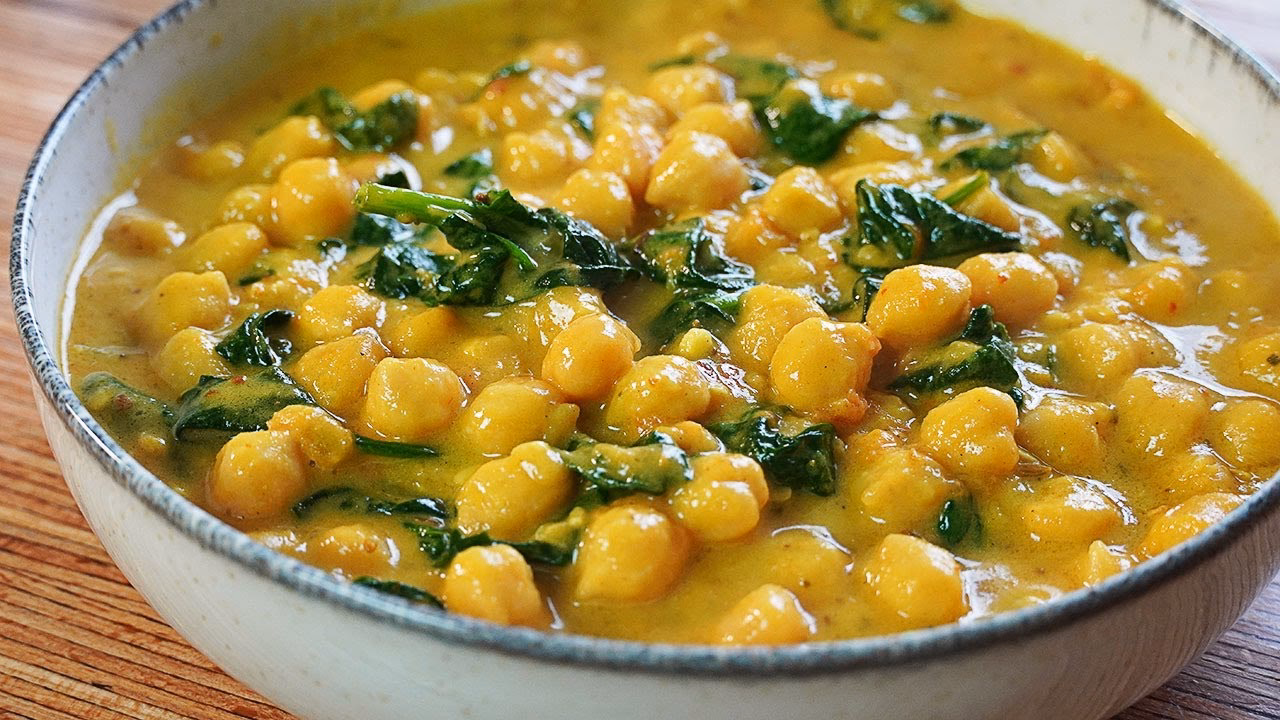 ¿Qué es el curry de garbanzos y espinacas?