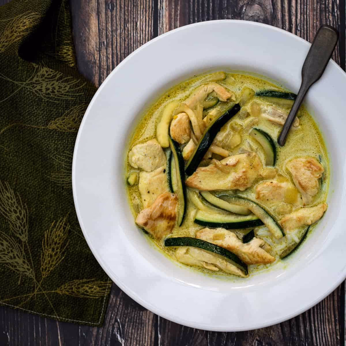 What vegetables go in zucchini Curry?