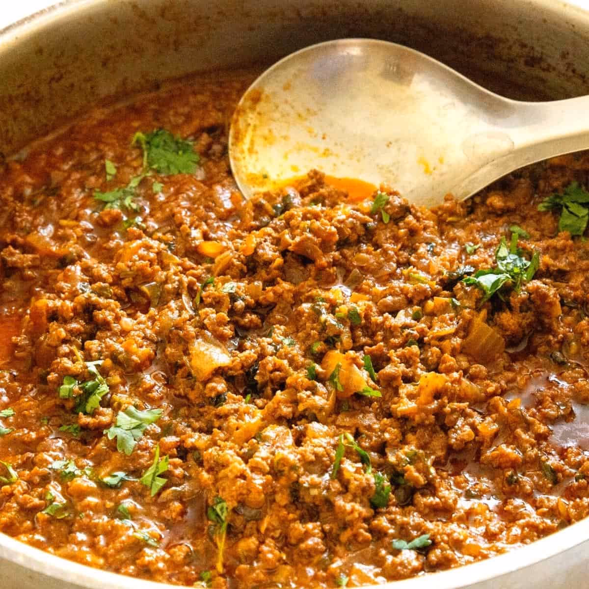 Can you add coconut milk to ground beef curry?