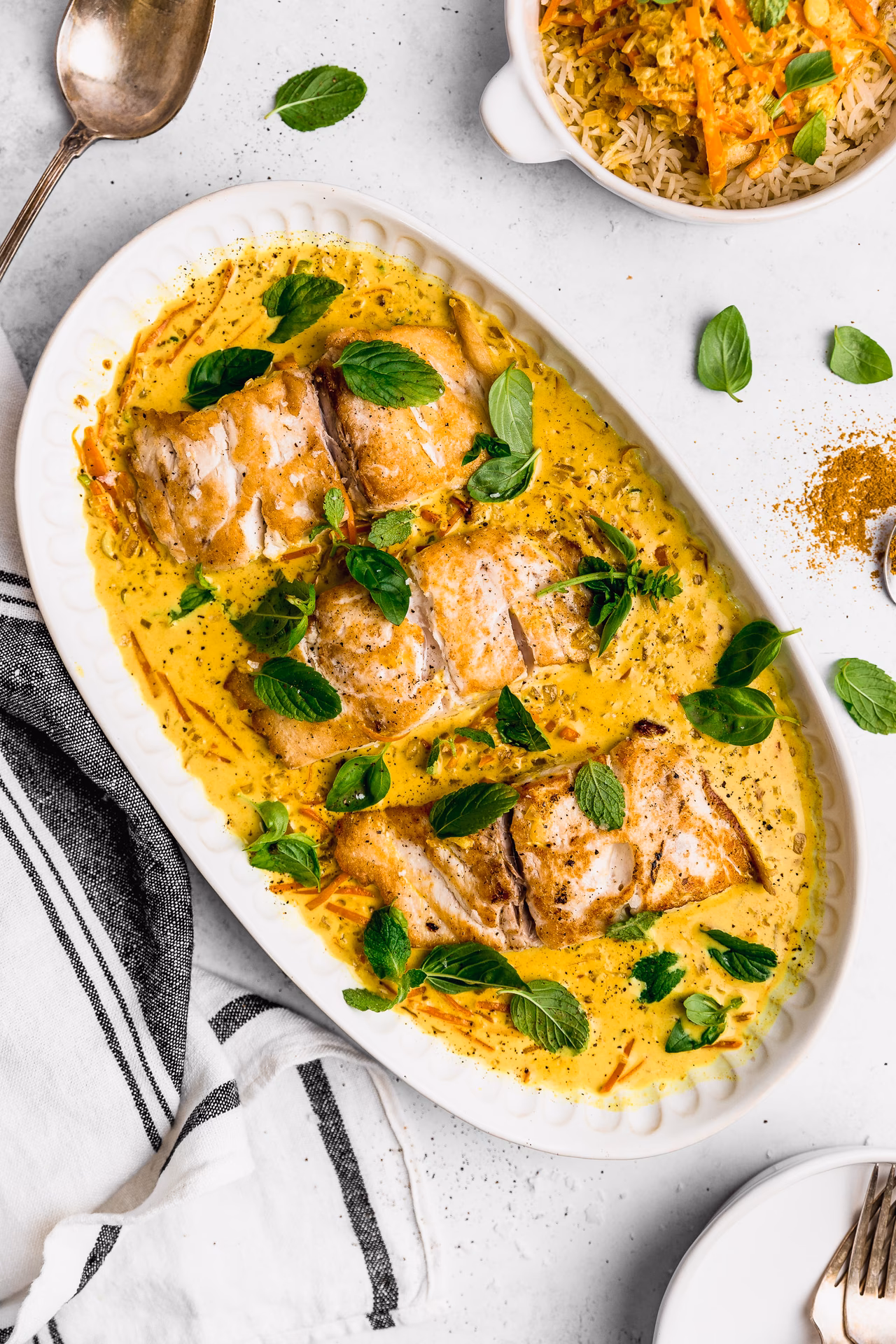 ¿Cómo se hace la salsa curry?