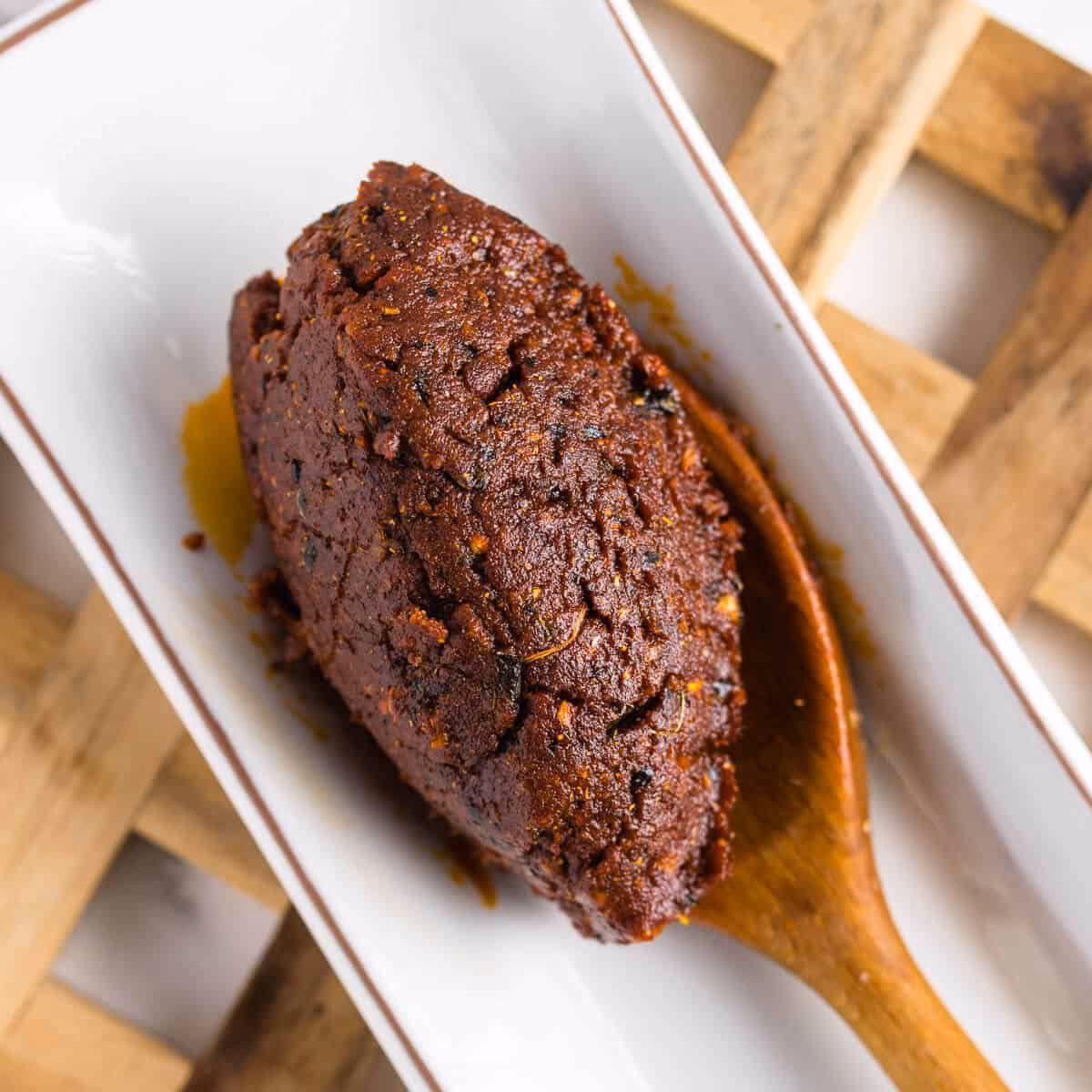 What is Indian curry paste used for?