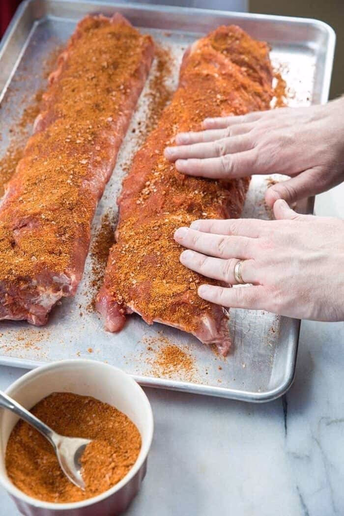 Can you cook pork ribs with a rub?