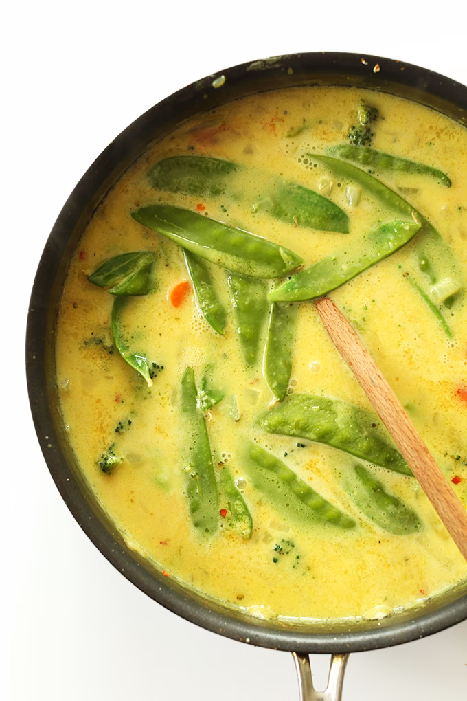 How to make Thai coconut curry sauce?