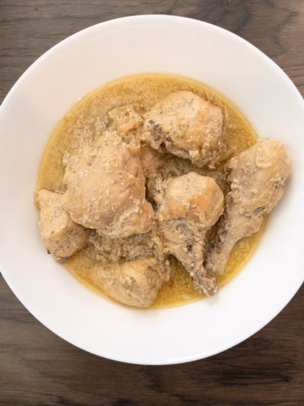 What is White Chicken Korma?