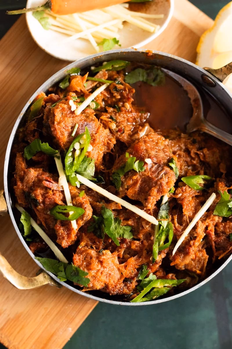 How to cook karahi gosht?