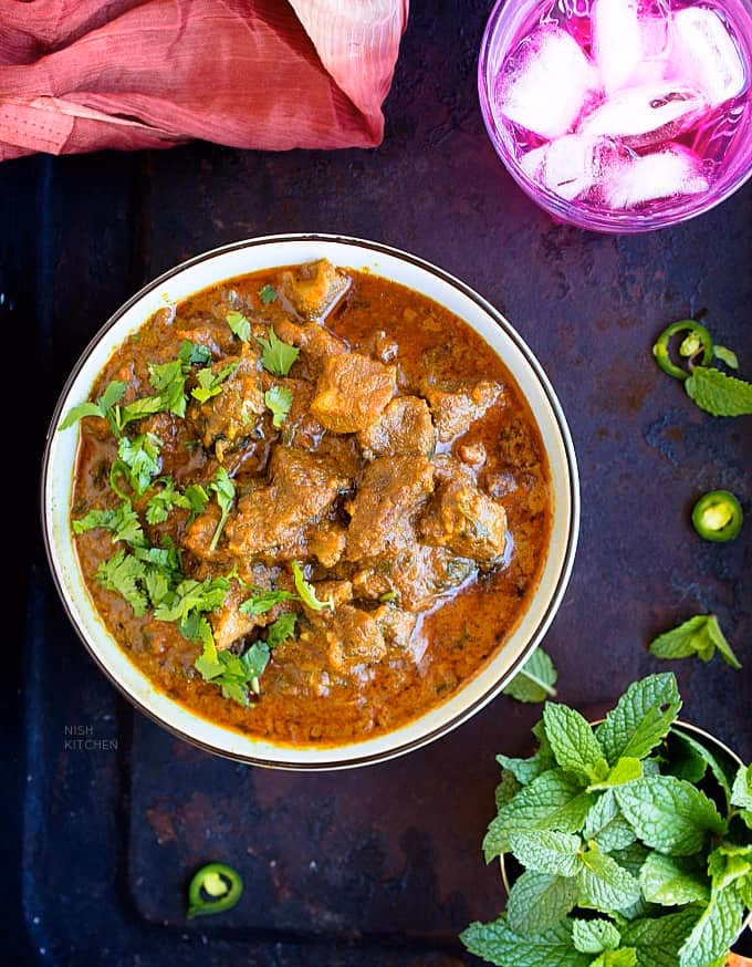 What is Lamb karahi Curry?