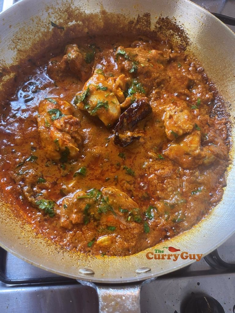 What makes a Chicken Madras curry?
