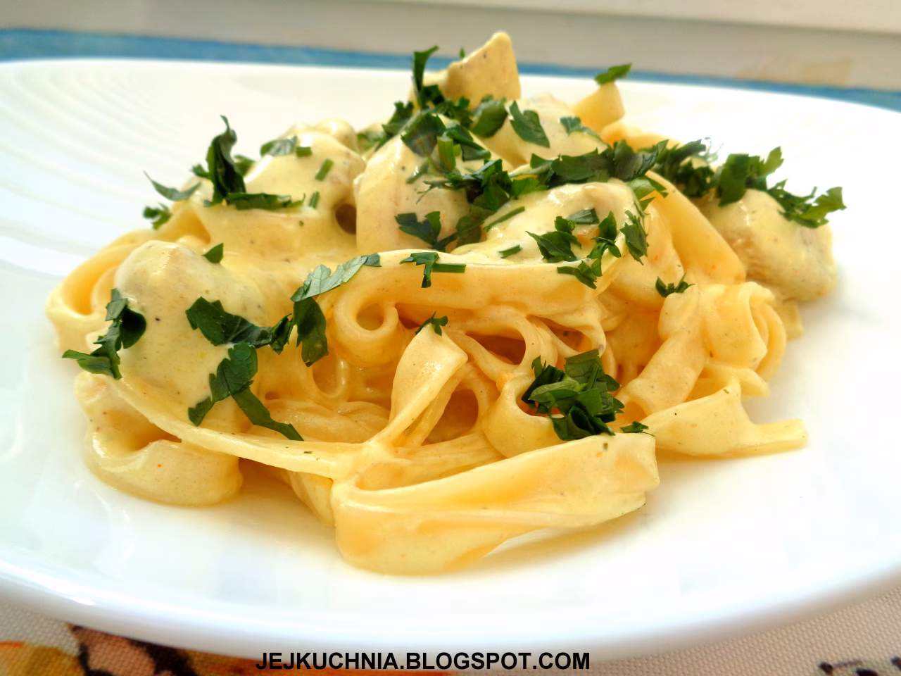 Co to jest makaron z kurczakiem i serkiem mascarpone?