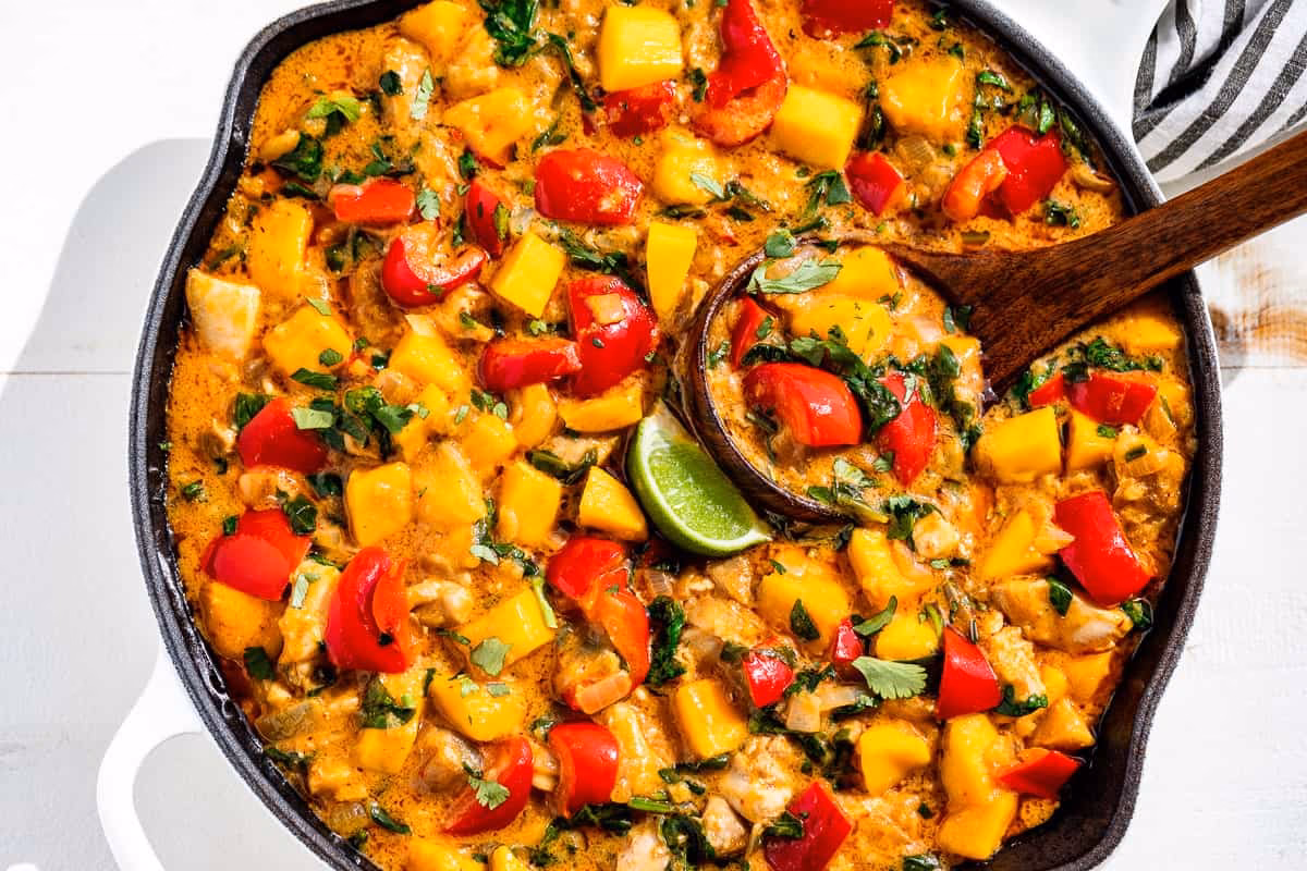 How to make mango chicken curry?