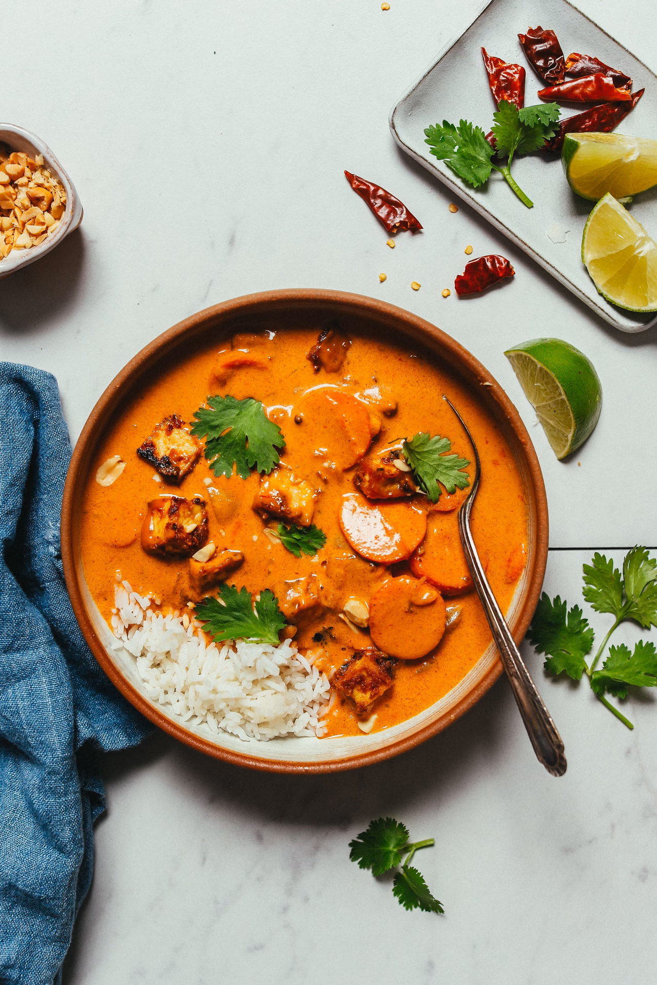 What goes well with Massaman curry?