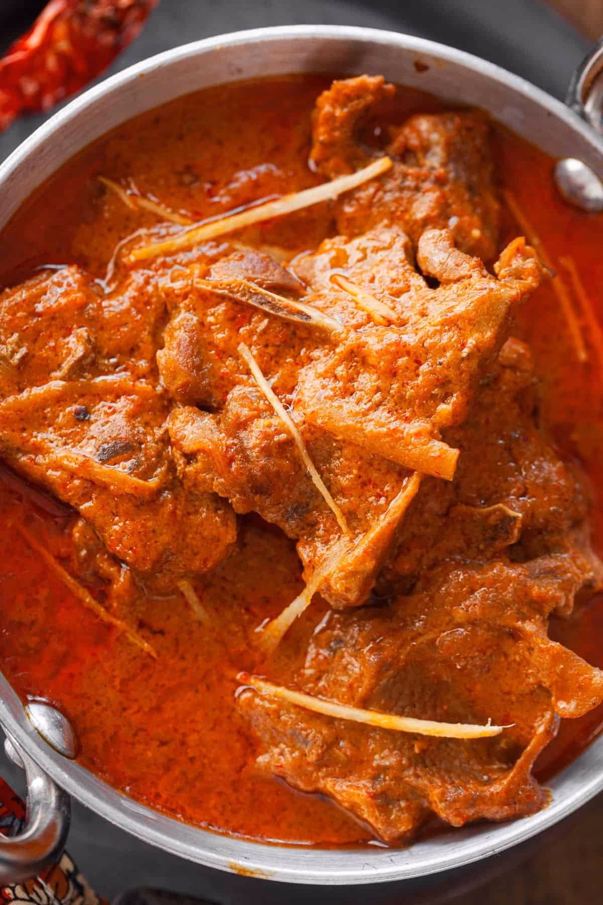 What is laal maas & Ratto Maans?