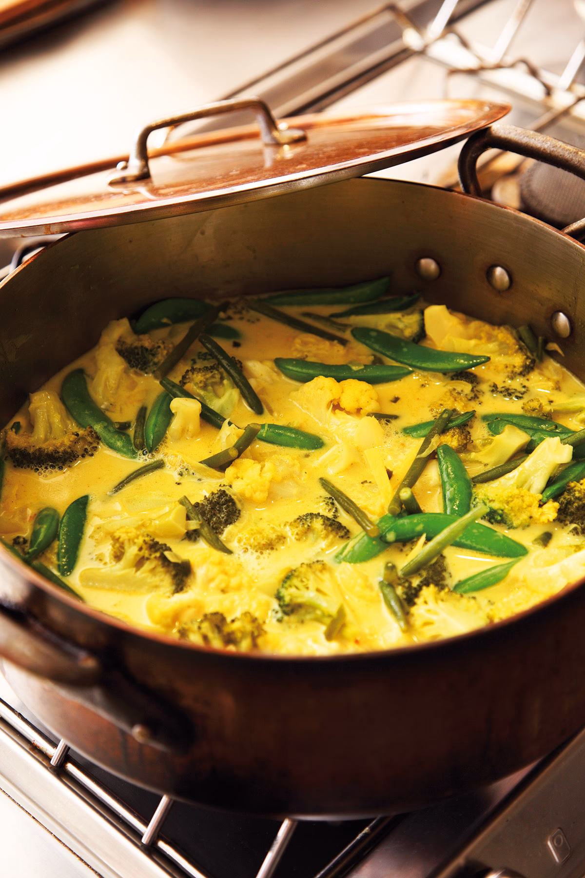How to Cook Sugar Snap pea curry?