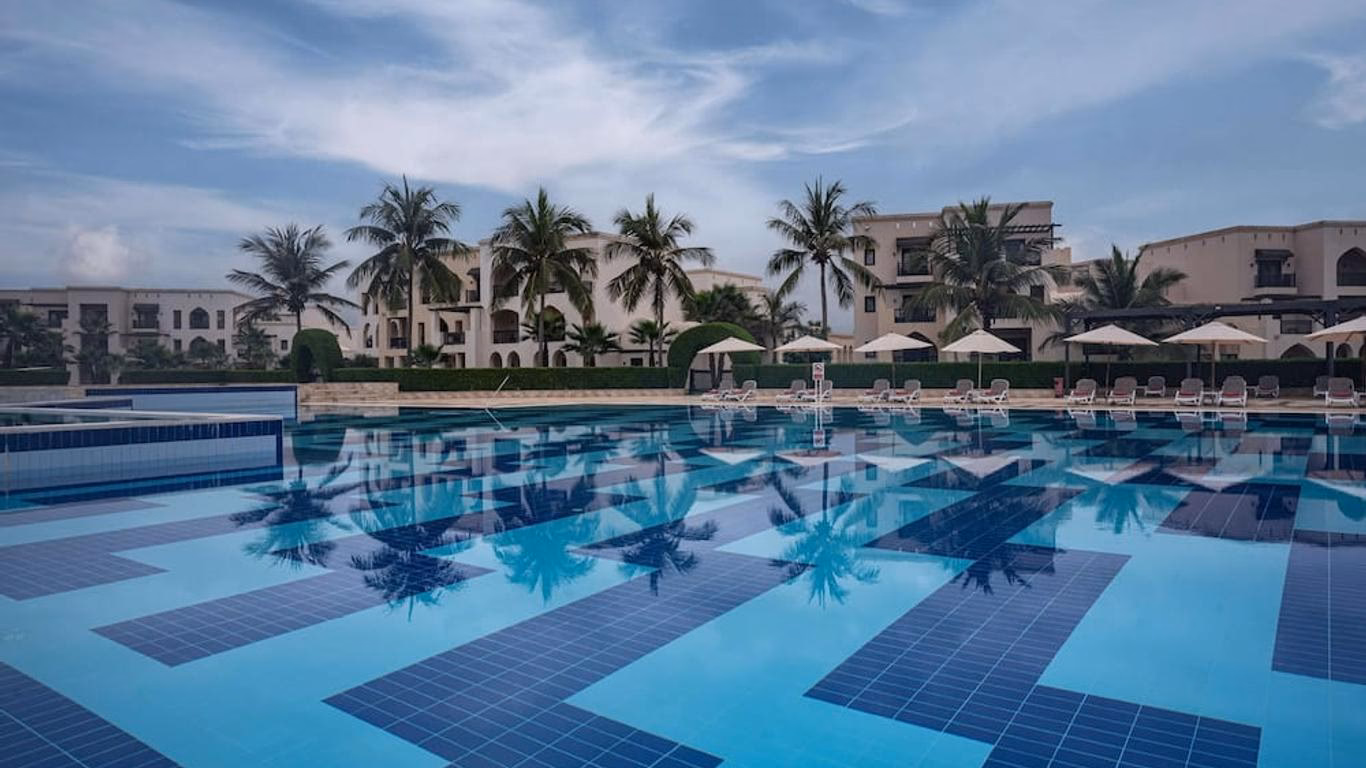 Is the Oba hotel halal?