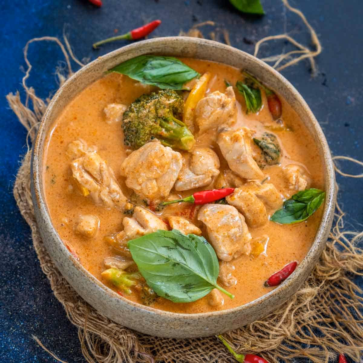 Can you get good panang curry in jars?