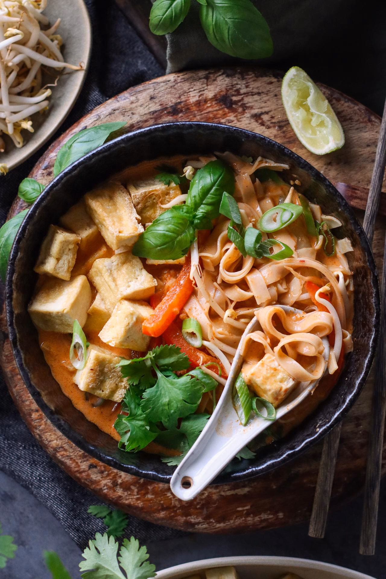 What is golden red lentil & mushroom curry soup?