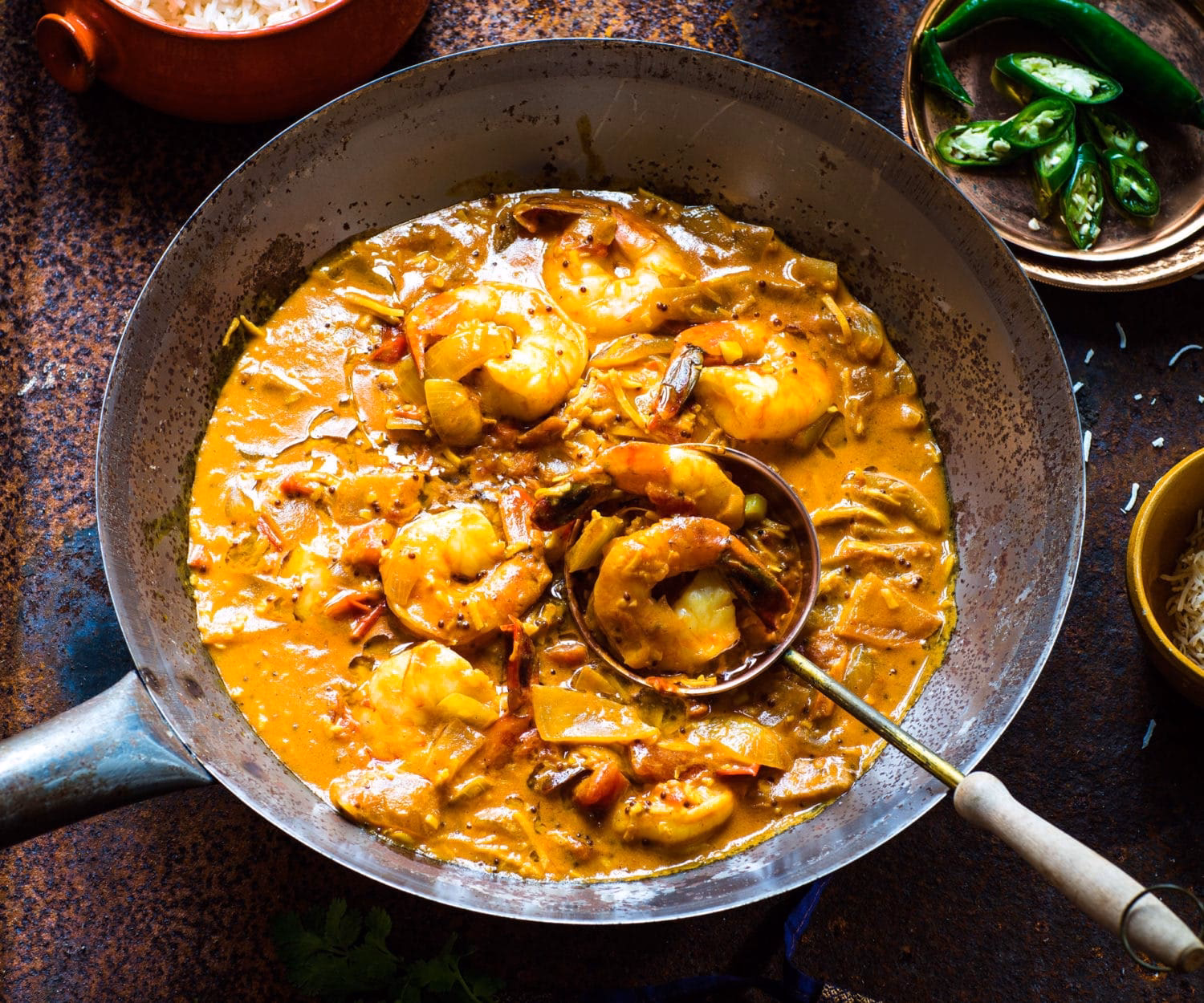 Can you make prawn curry with coconut milk?
