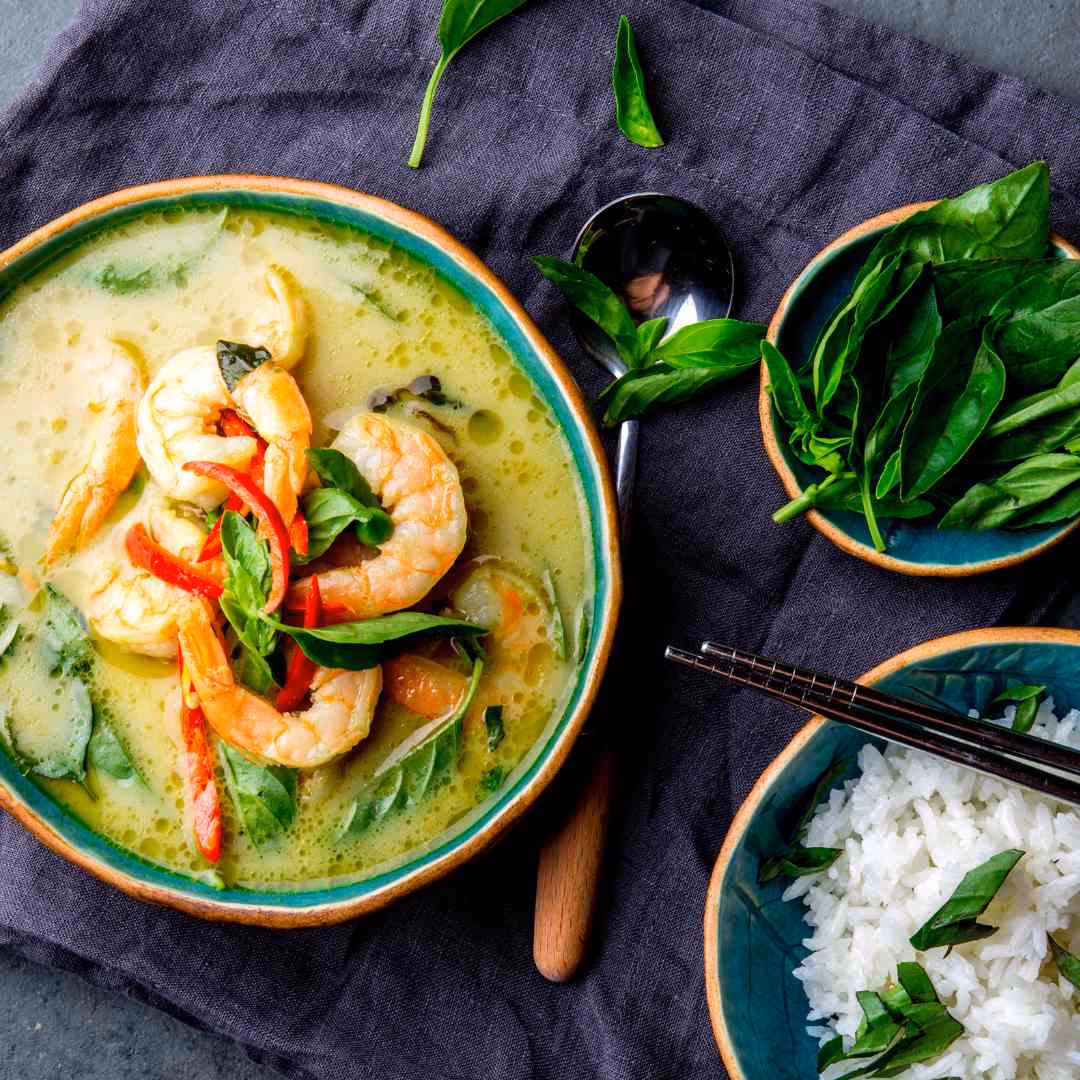 How to cook red prawn curry?