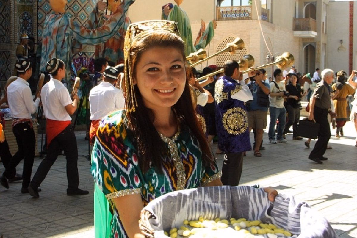 When is the silk & spices Festival in Bukhara?