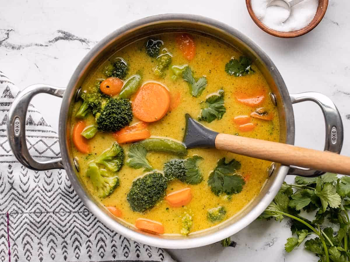 Can you add vegetables to a curry?