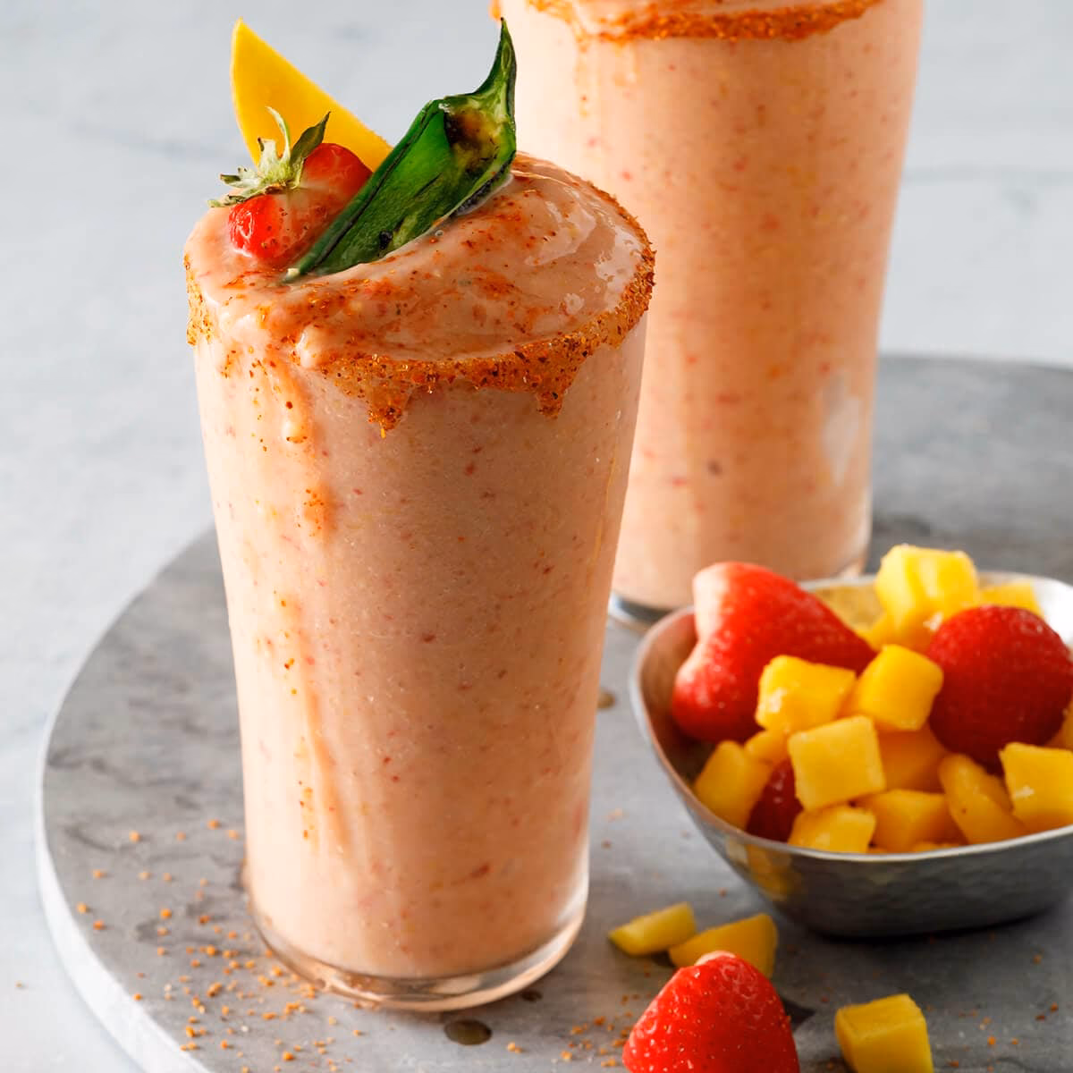 Can you put spice in a smoothie?