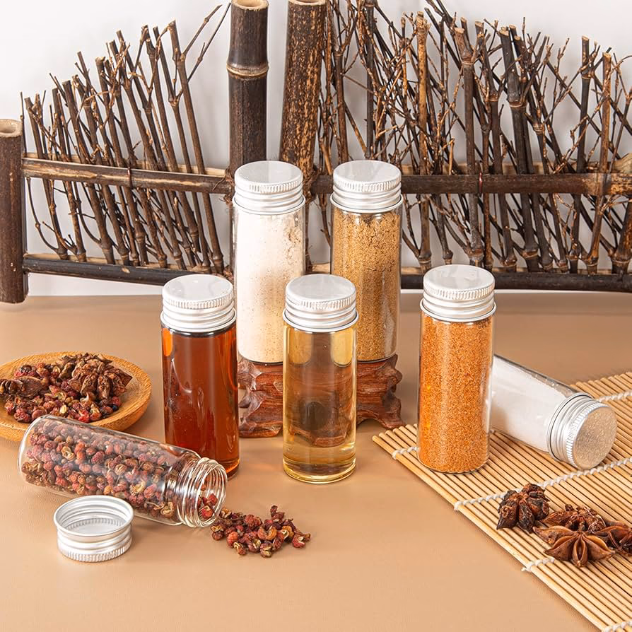 What types of spice containers are available?