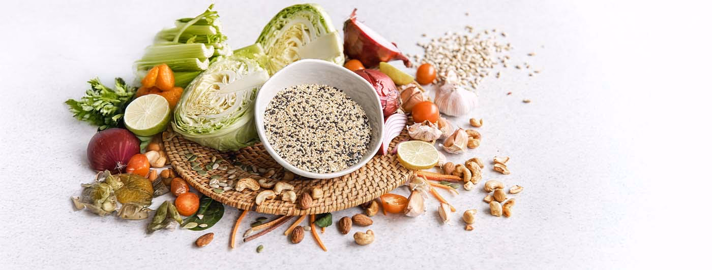 Which spices and herbs have the highest selenium content?